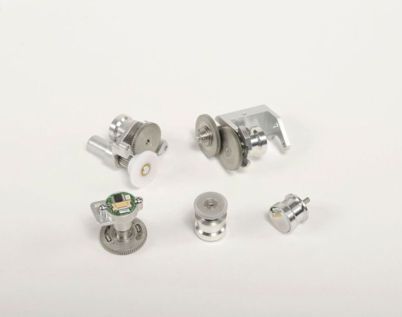 Electromechanically assembled parts